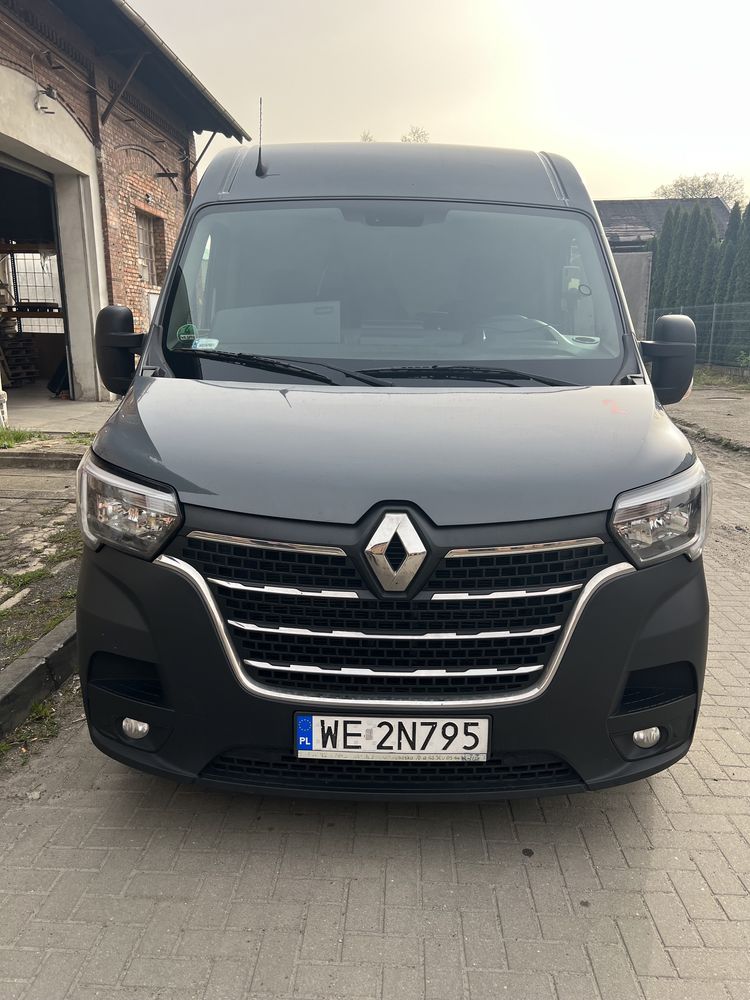 Wynajme busa renault master 180km L3H2