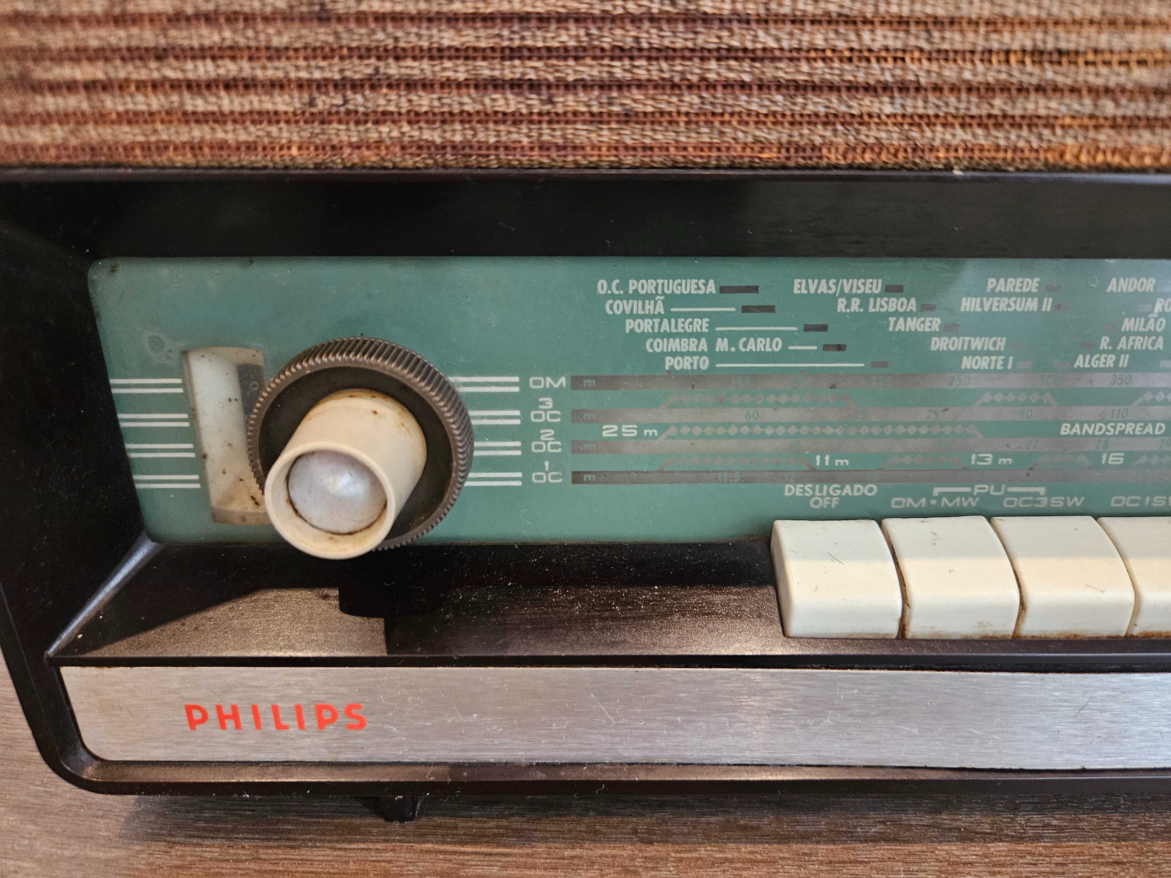 Rádio Philips 22RB366 /35S