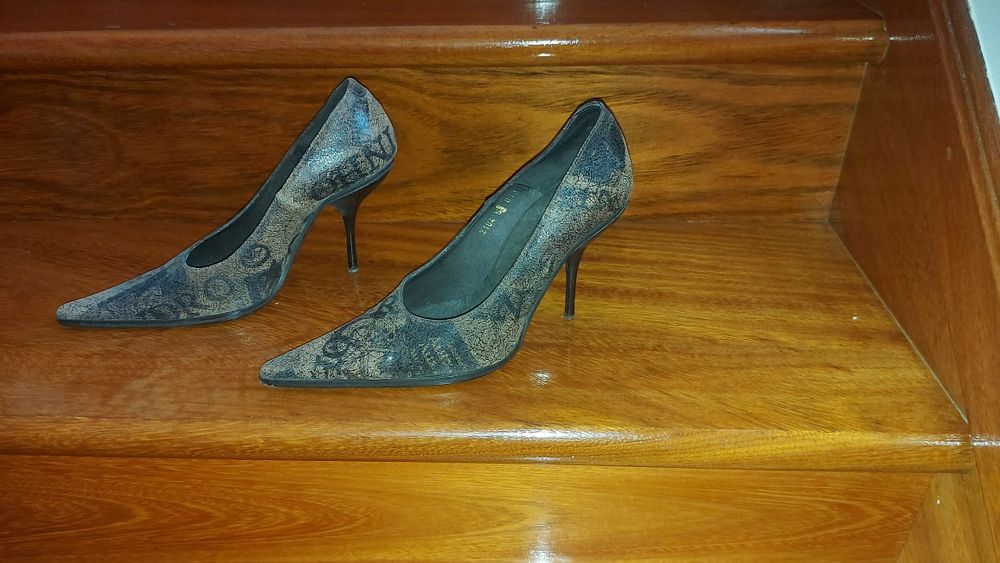 Sapatos em pele Sandro Pinho