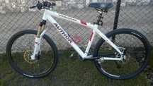 Rower MTB Author Versus, Manitou R7, Hamulce Avid, Alivio/Deore