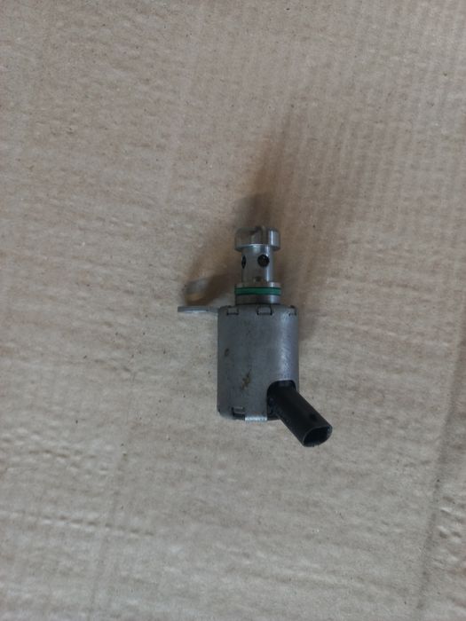 Zawór cisnienia oleju jaguar e pace x540 land rover range pt024 2.0i