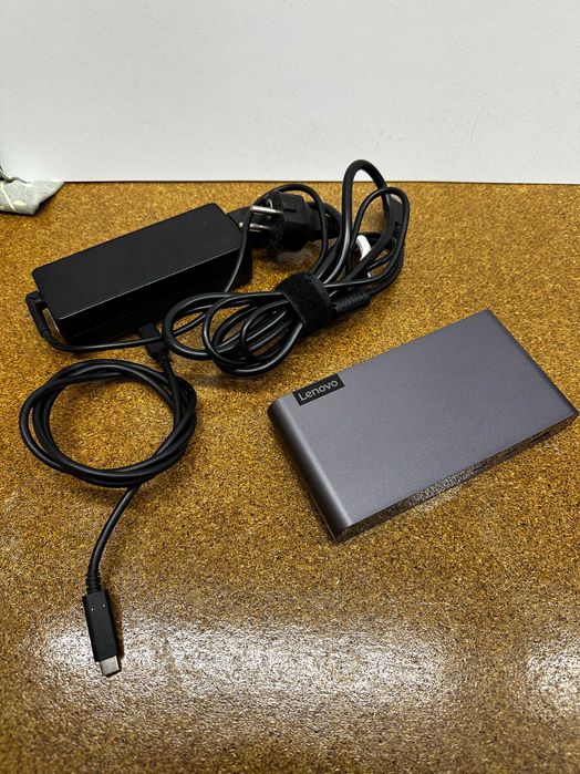 Док-станція Lenovo USB-C Universal Business Dock (40B30090EU)