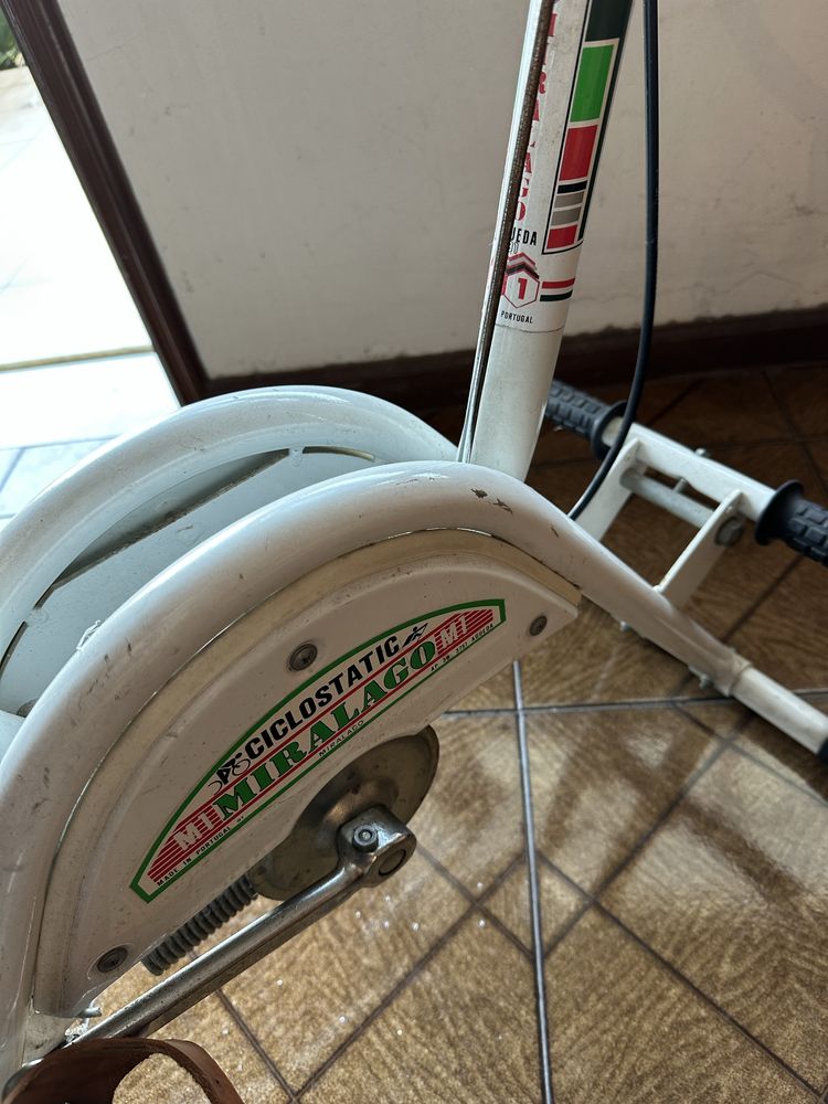 Bicicleta fixa Miralago Agueda