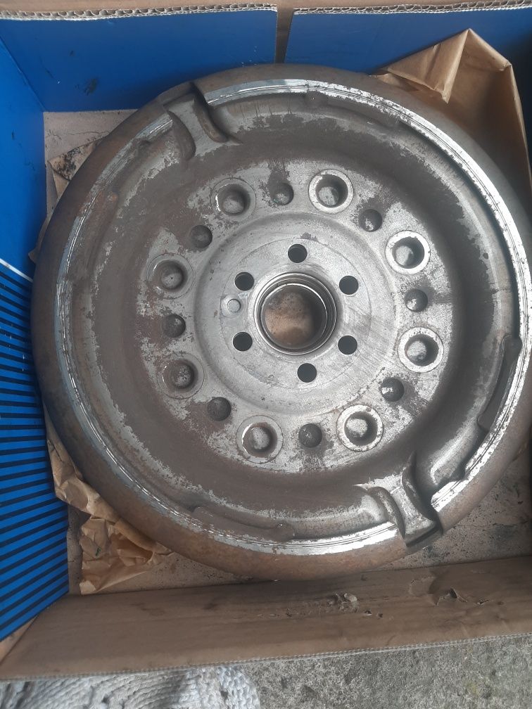 Маховик Sachs 2294001345 та комплект зчеплення Sachs 3000 970 036 бу