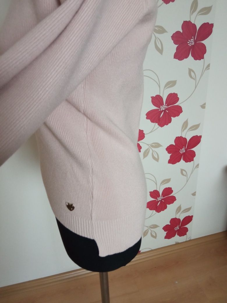 Sweterek damski różowy