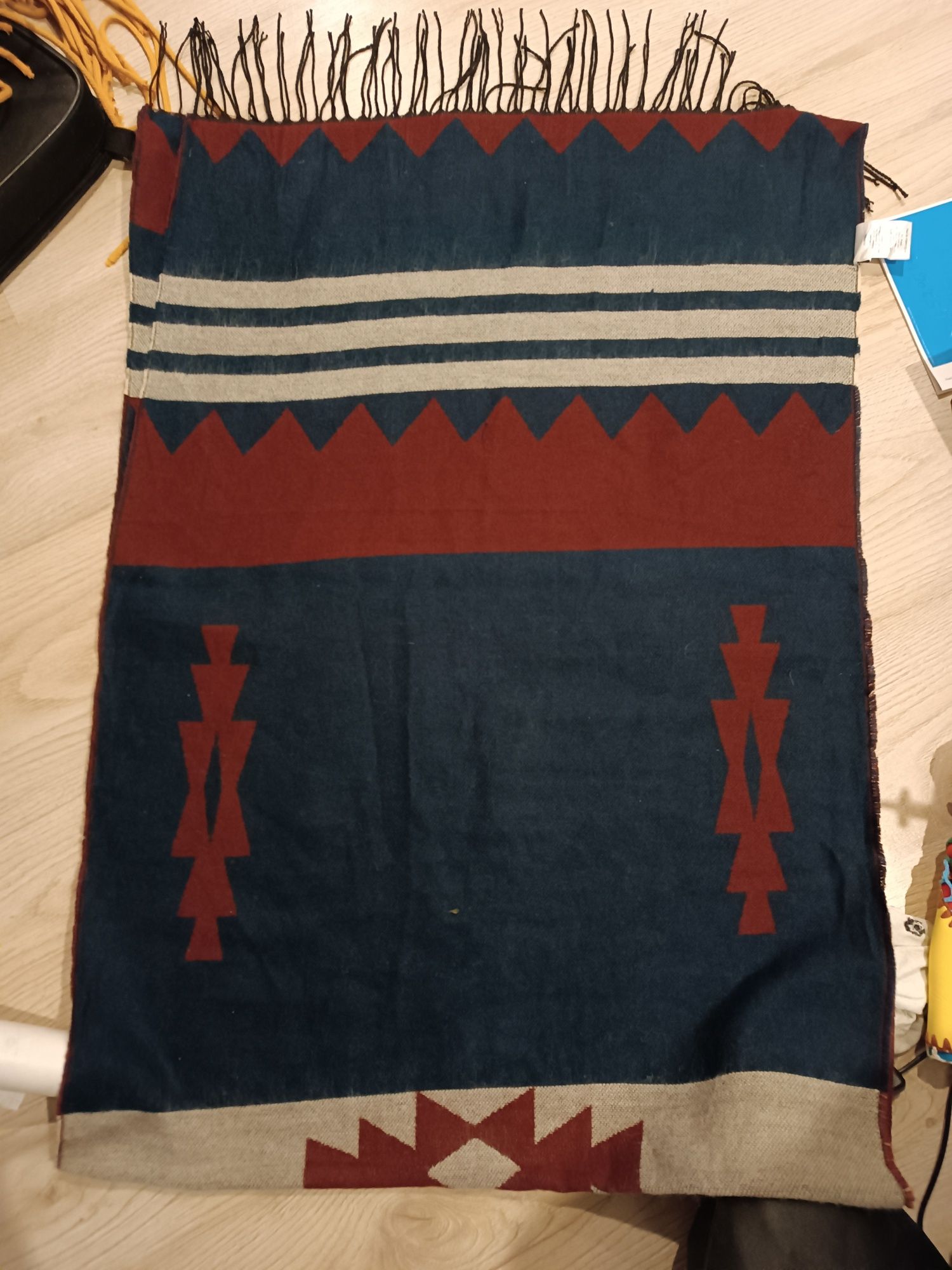Duży szal szalik damski azteckie wzory bonprix