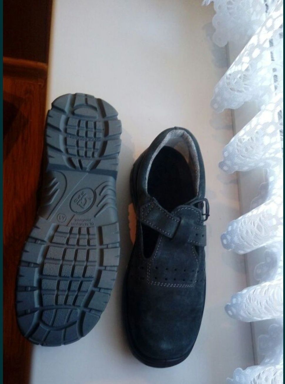 Buty ochronne sandały BHP obuwie rozmiar 41 Nowe