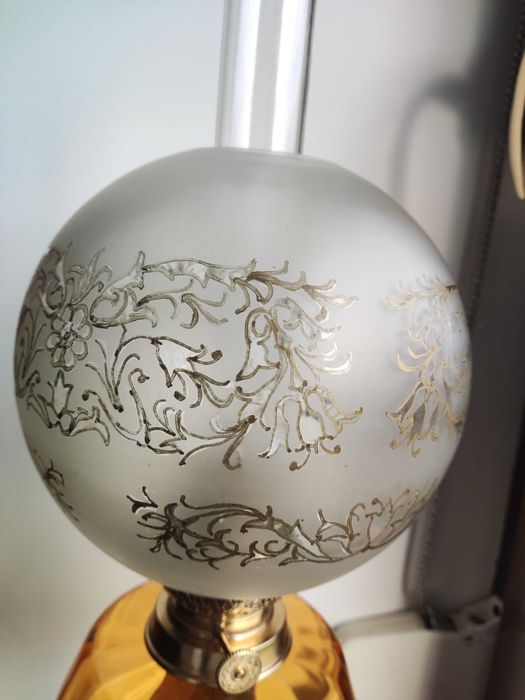 Stara francuska lampa naftowa nr 663 XIX wiek