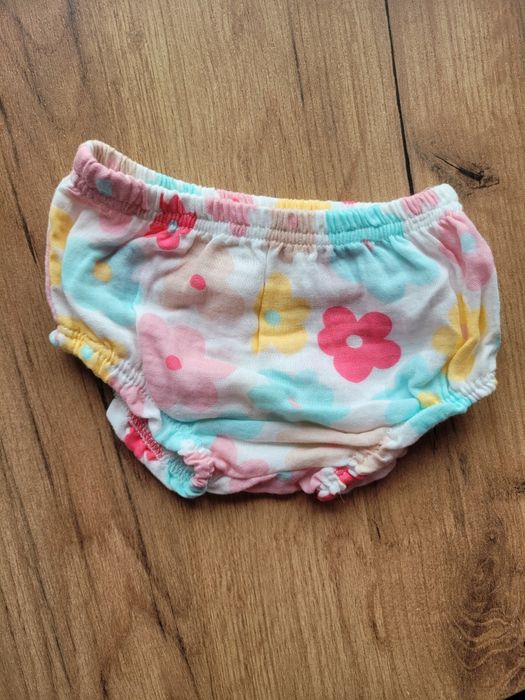 Komplet niemowlęcy z USA r 0- 3 msc