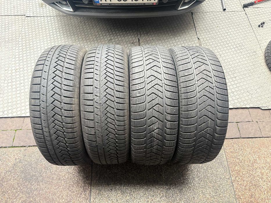 235-65 R17 Continental Winter Contact + Pirelli Scorpion Winter