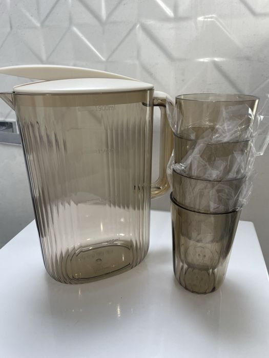 Nowy dzbanek i 4kubeczki