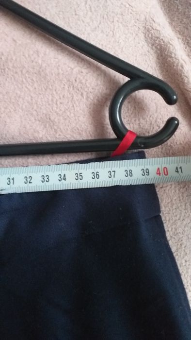 Spódnica Hugo Boss 12 40 granatowa do kolan trapezowa