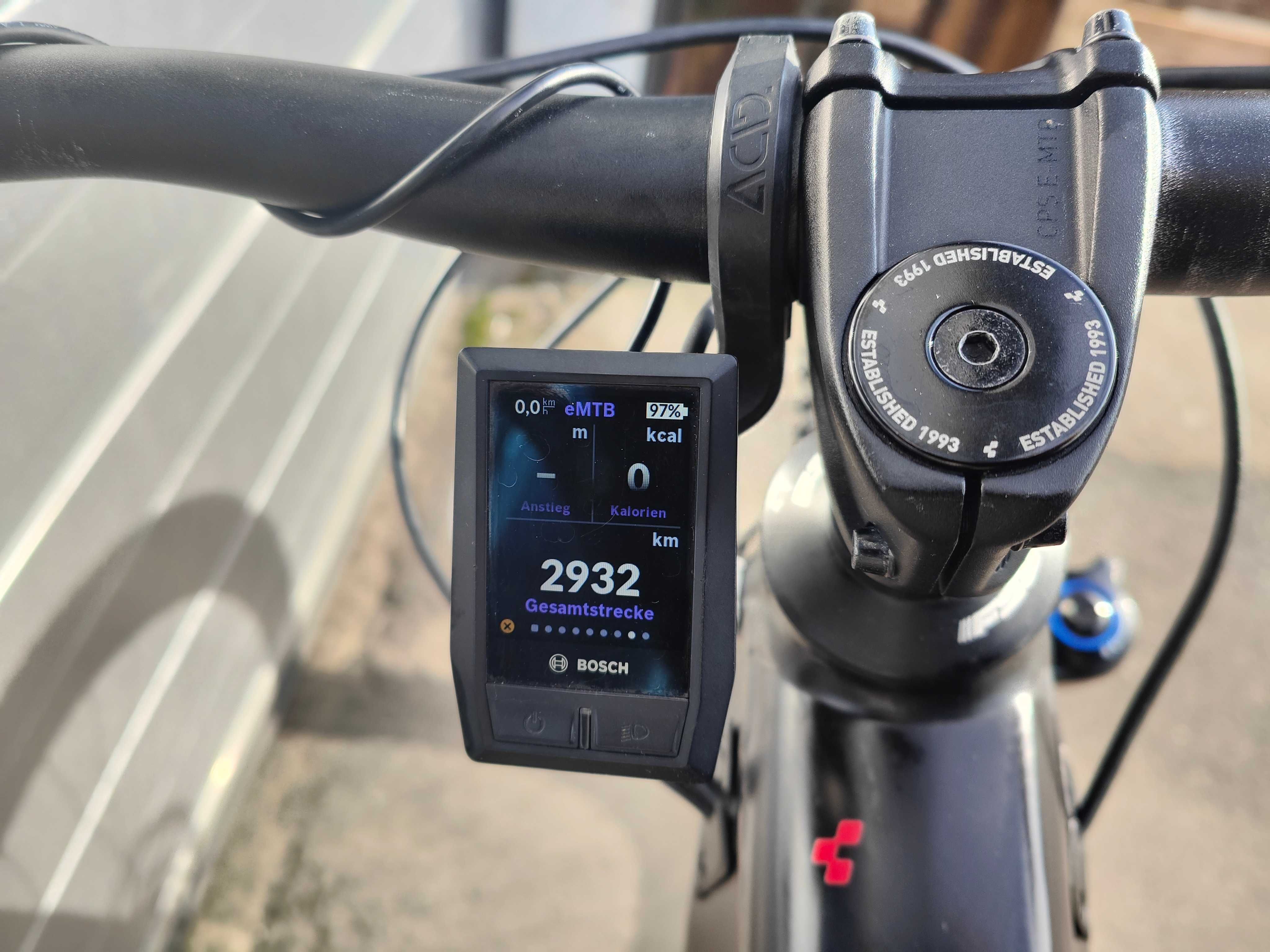 Wspaniały elektryczny MTB - CUBE Stereo Hybrid 120
