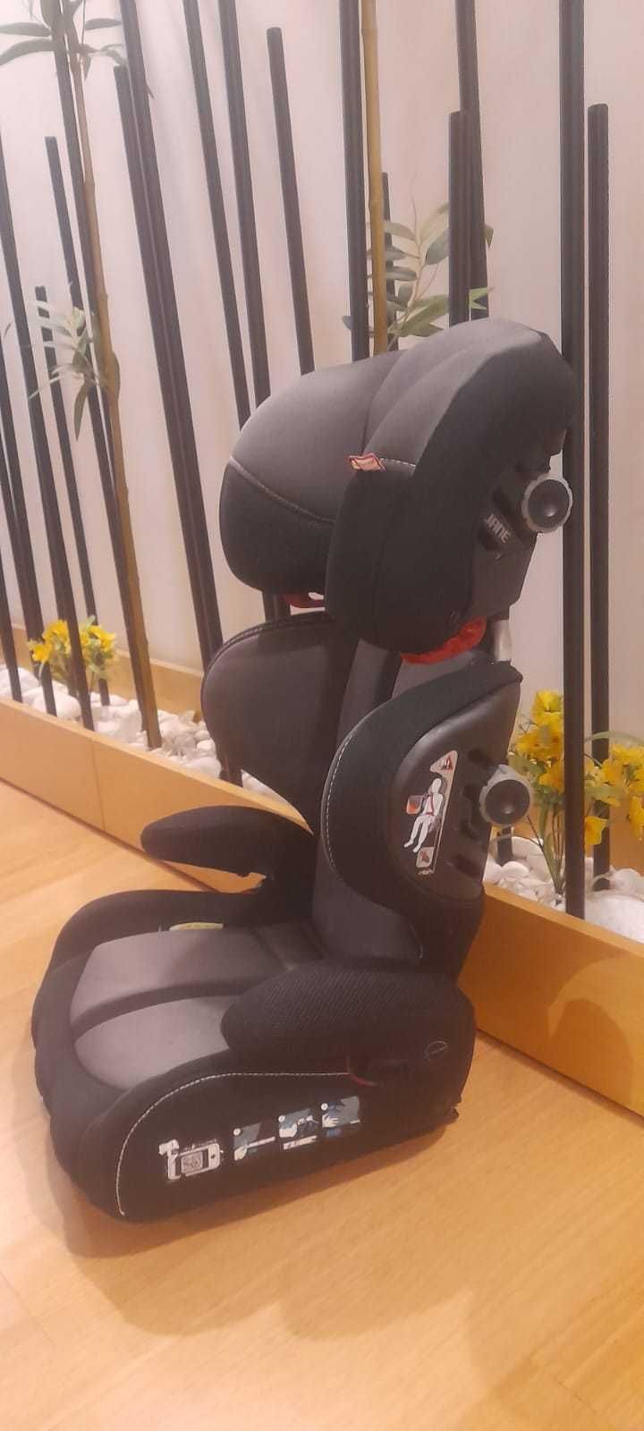 Cadeira auto Grupo 2/3 - Isofix (15 a 36Kg)