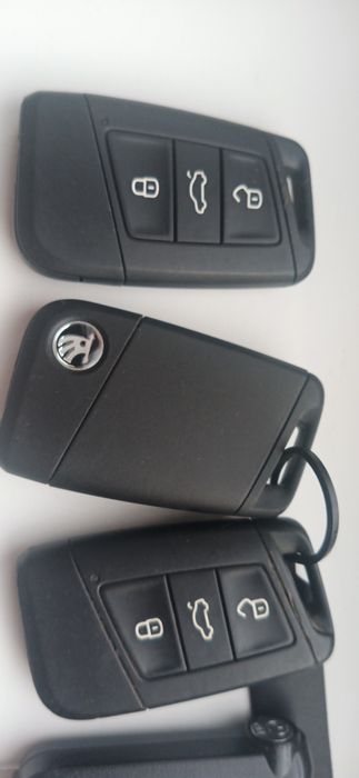 Смарт ключ Audi Nissan Mazda Skoda Land Rover Hyundai