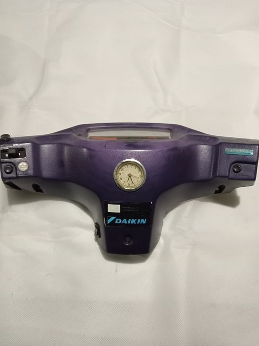 Варіатор зчеплення, фара задня та інше на скутер Сузукі