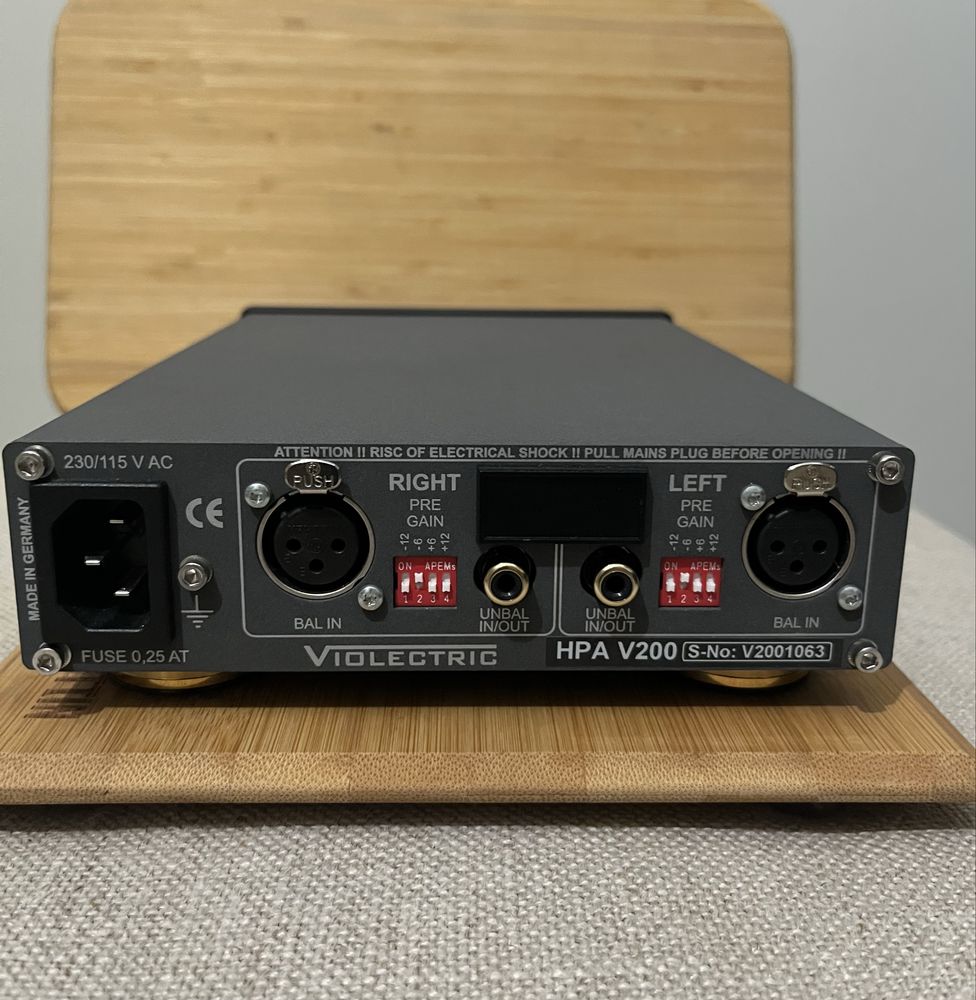 Violectric V200 amplificador de headphones