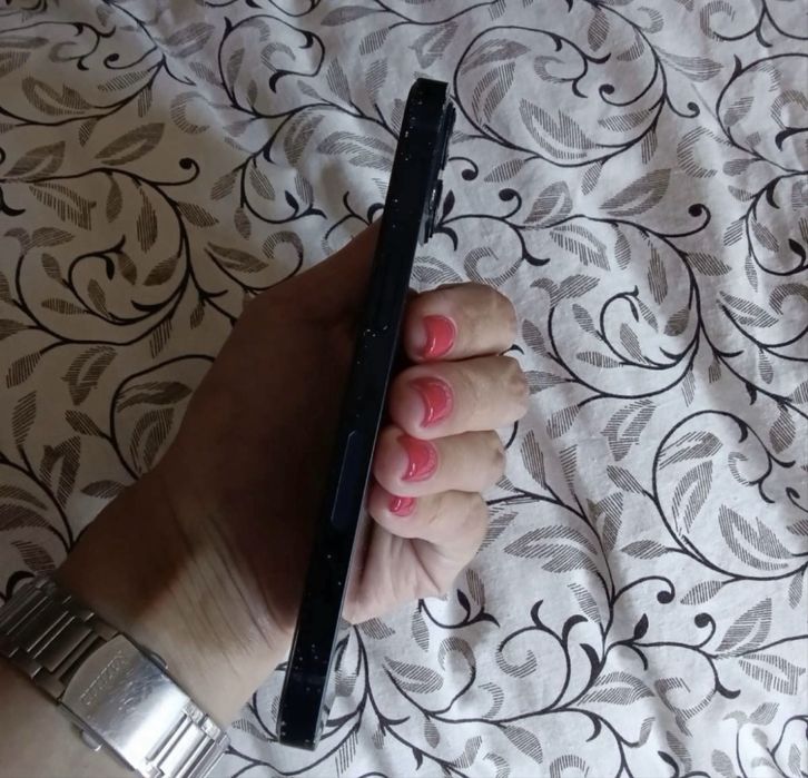 Iphone 13 256 gb r-sim