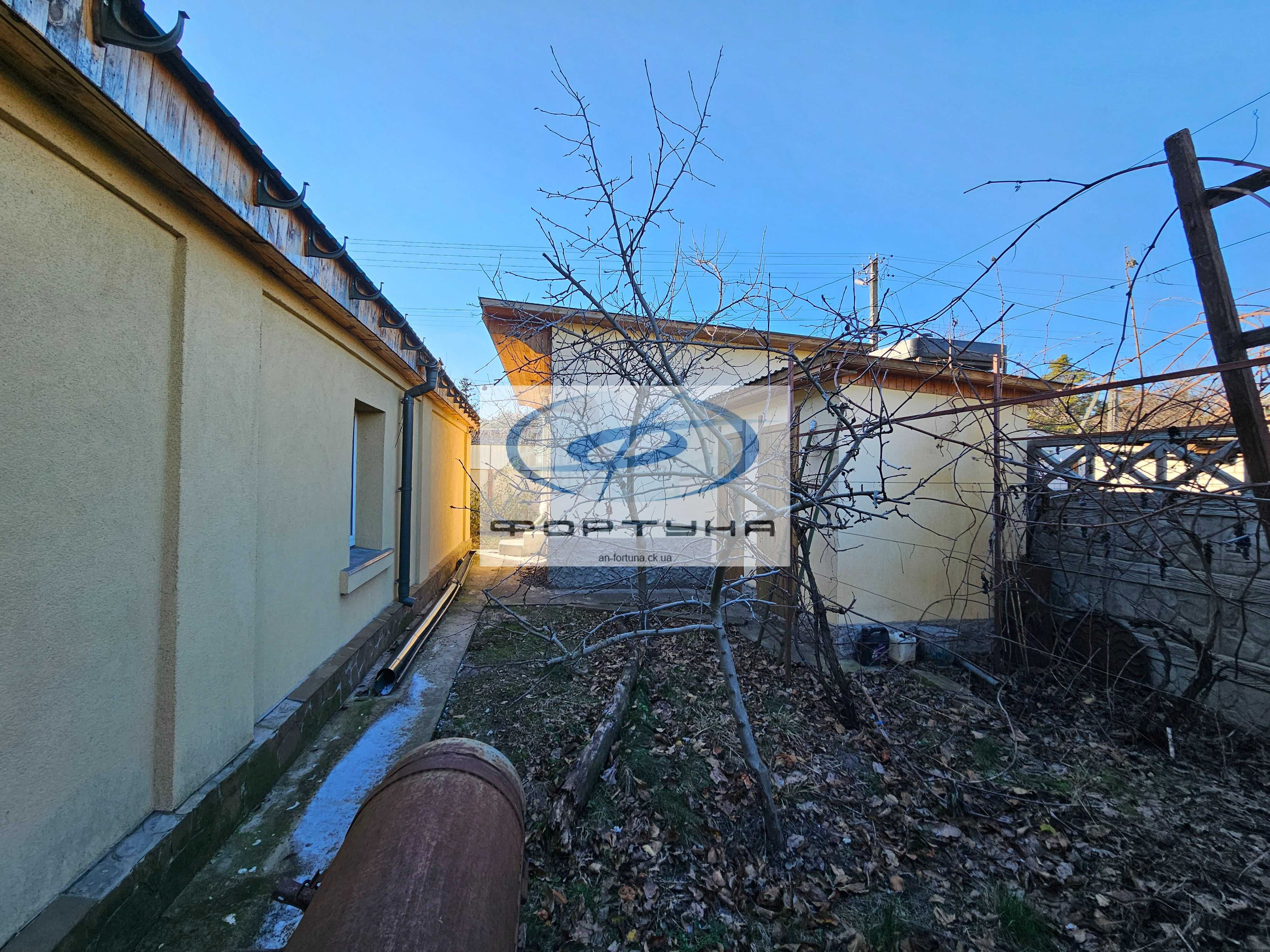 Продаж добротного будинку у гарному місці, Р-н Дахнівка