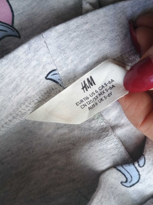 3 pary legginsów H&M rozmiar 116 – wady