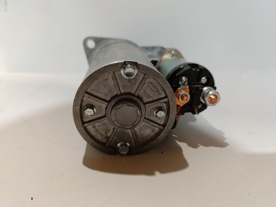 Стартер 2110, 1118 (2 отвори 9 зуб) катэк 57023708000