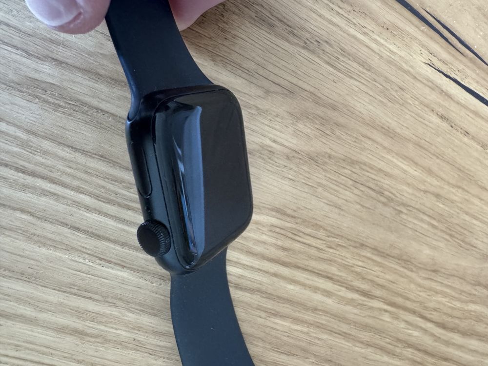 Apple Watch SE 2  40 mm A2722 stan bardzo dobry