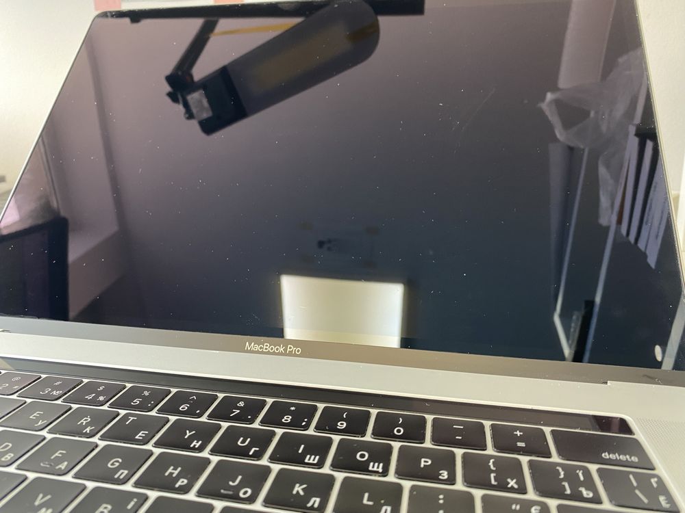 Lcd macbook pro A1707