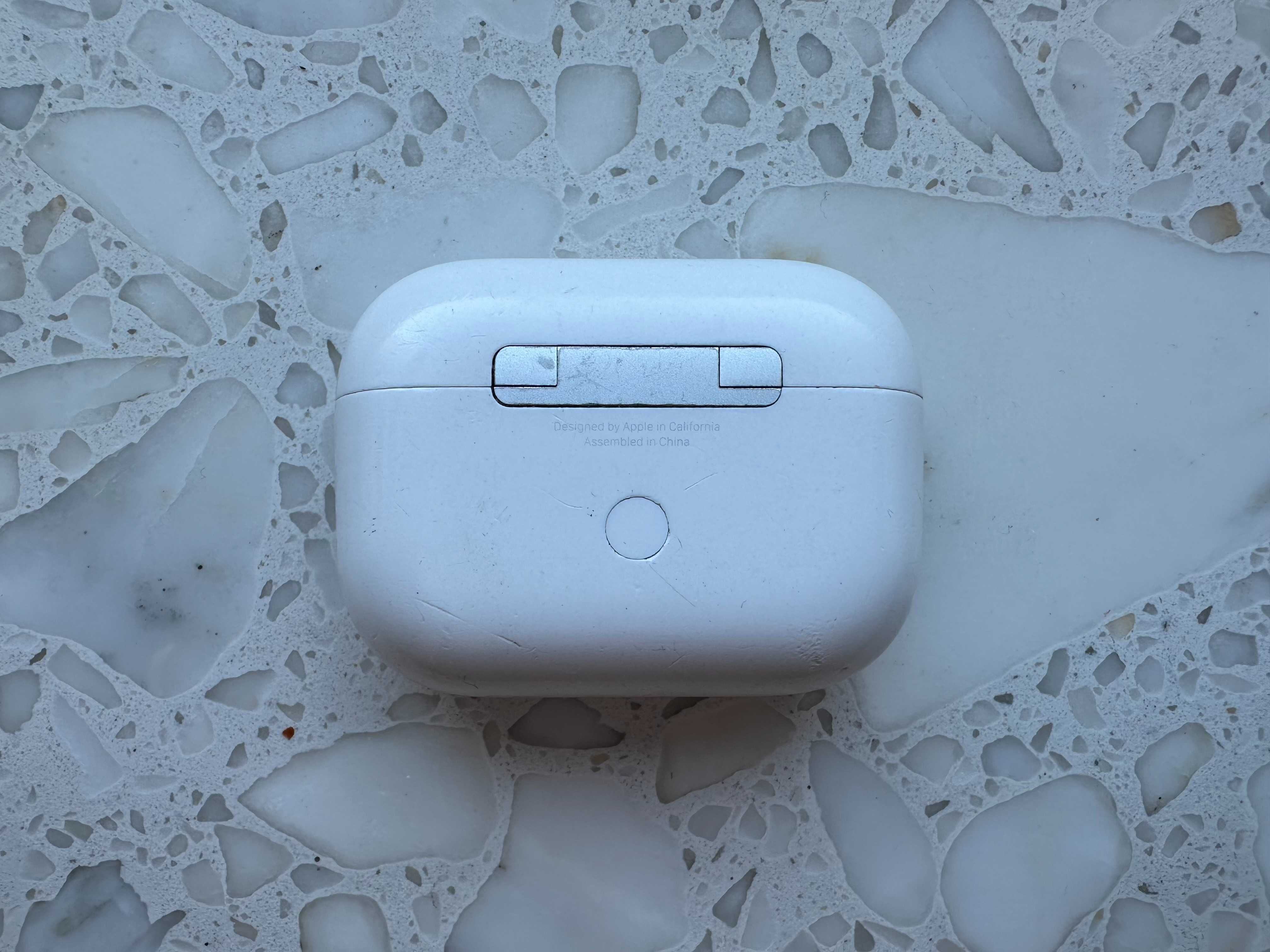 Oryginalne Etui Apple Airpods Pro z Ładowaniem Bezprzewodowym A2190