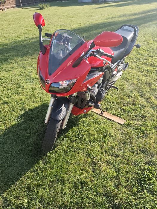 Yamaha Fazer 600