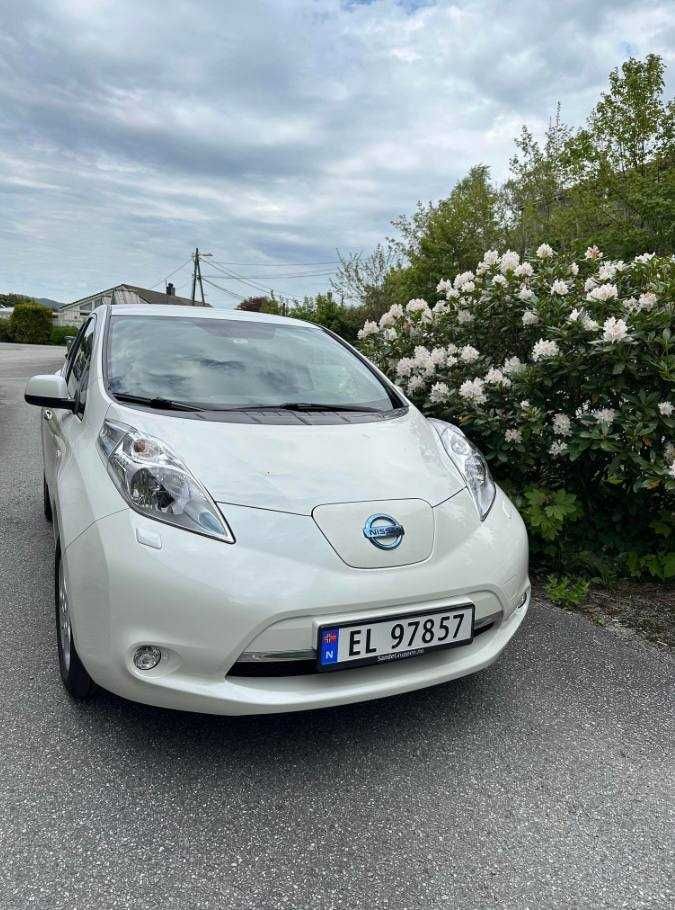 Nissan Leaf 2016 року