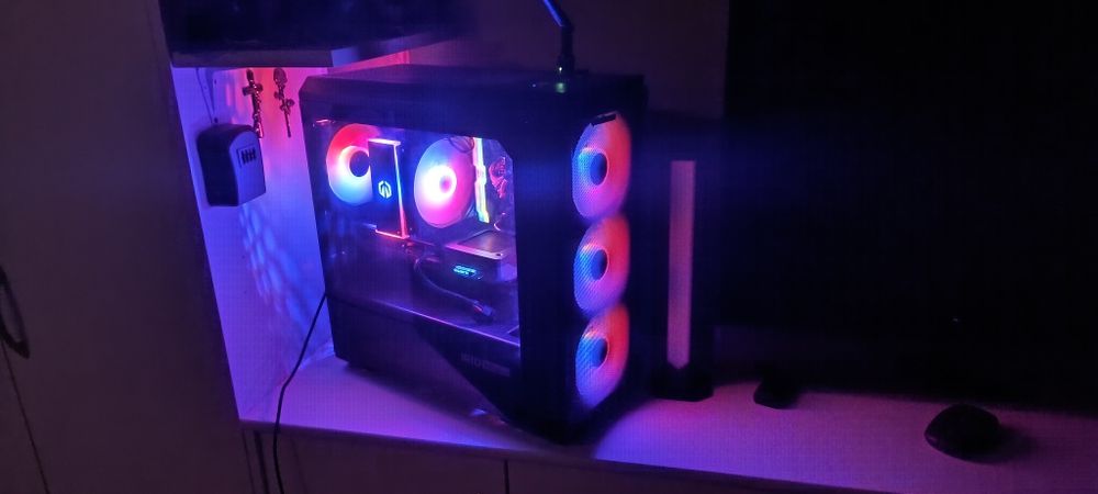 Nowy PC, gw24m, ryzen 6x5200Mhz, 32gb Ddr5, Radeon RX9060Xt, 1tb Ss