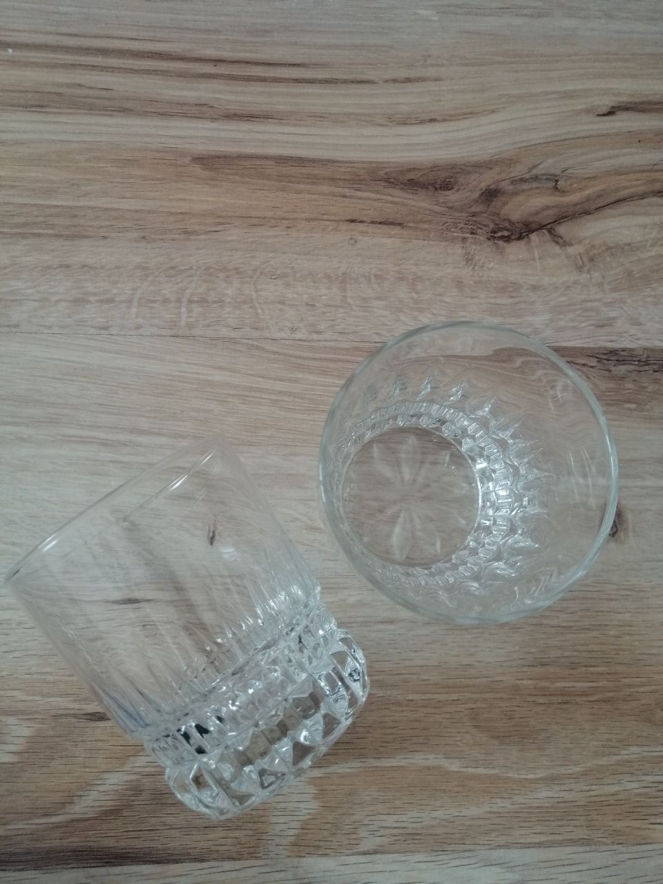 2 ozdobne szklanki