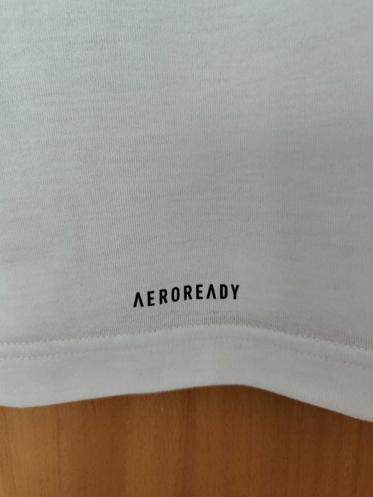 T-shirt Adidas 164 cm nowy z metką oryginalny