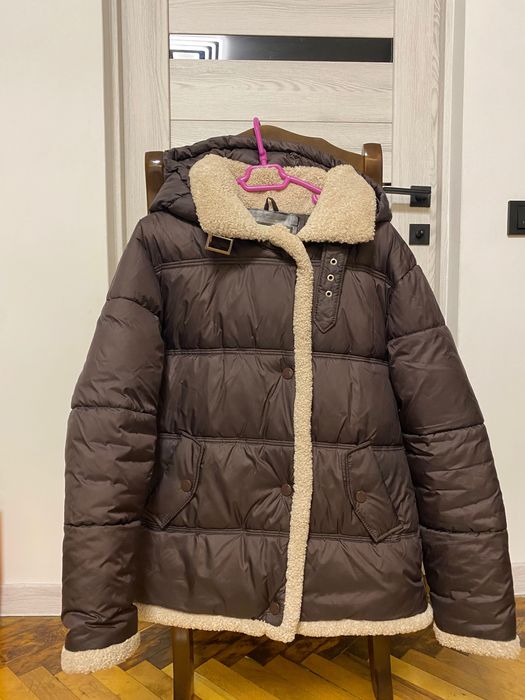 Продам зимову куртку