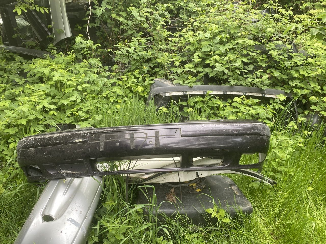 Volvo 960/S90/V90 zderzak z belką i absorberem komplet do lakierowania