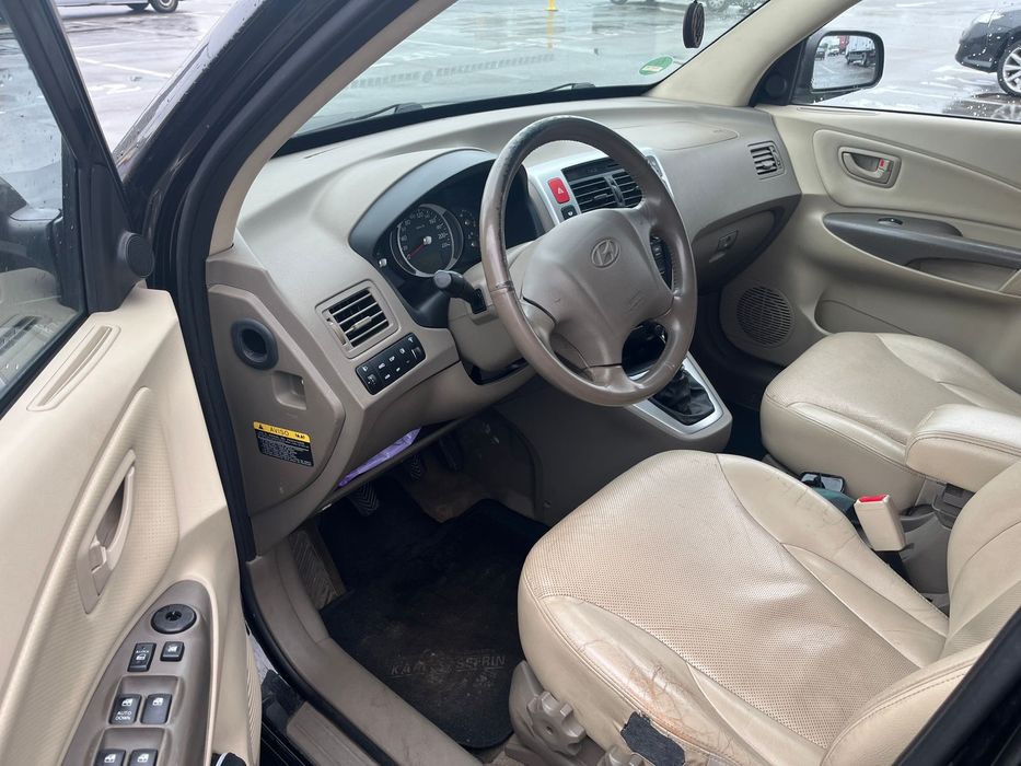 Продам хюндай туксон 2.0 д