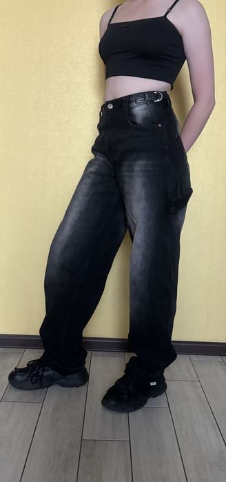 Джинси фірми Bershka