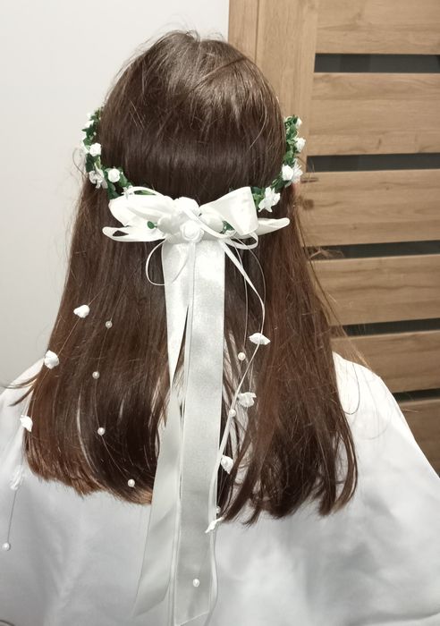 Alba komunijna dla dziewczynki, narzutka, wianek, torebka ok 134