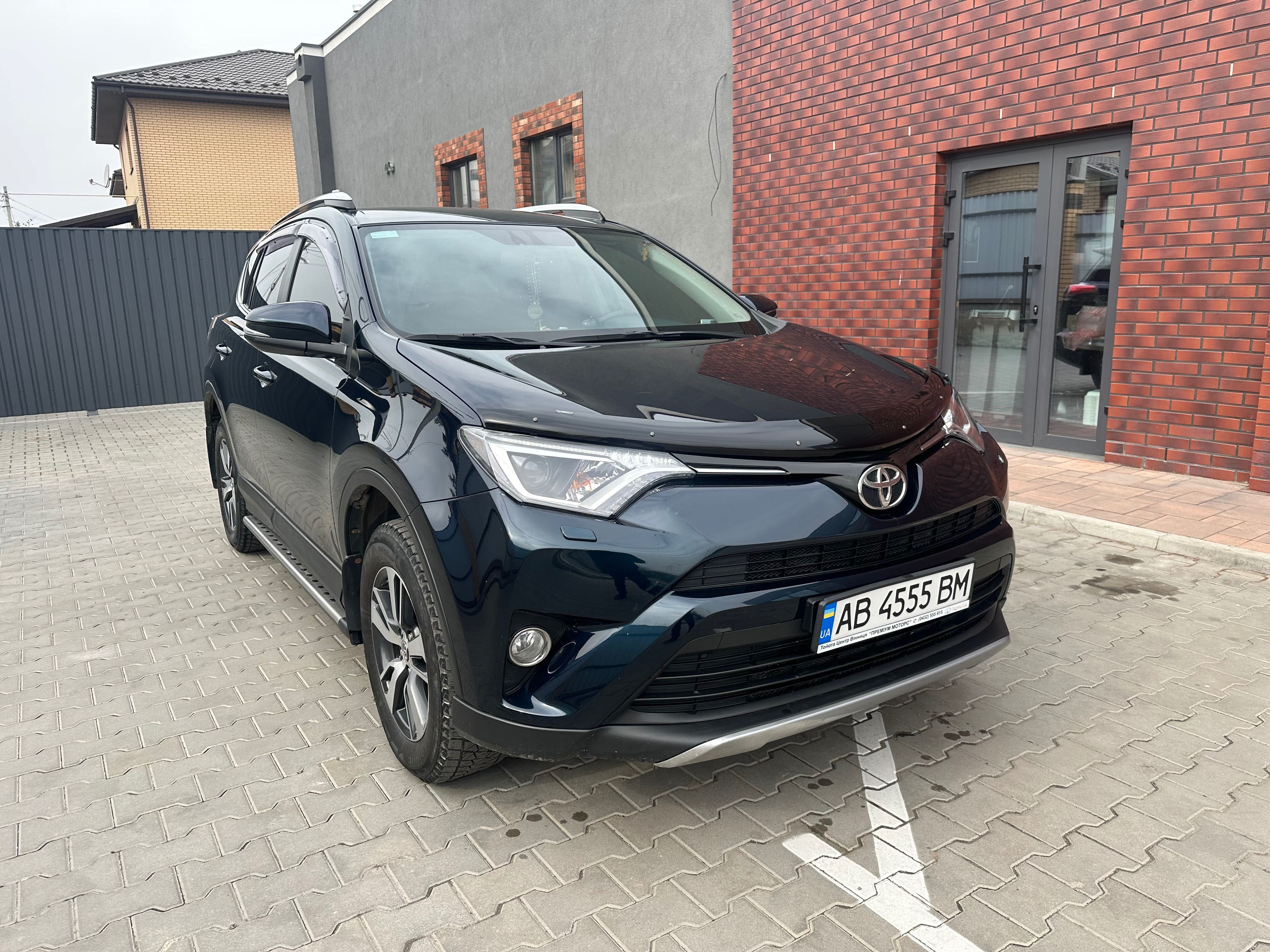 Продам Toyota RAV4