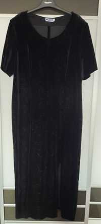 Długa czarna elegancka sukienka