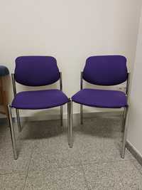 Cadeiras novas, com pouco uso e sem marcas