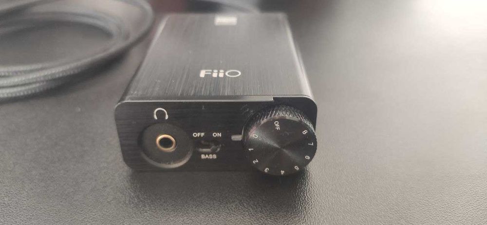 Навушники Maze 99 Classics, Walnut Silver + Підсилювач Fiio