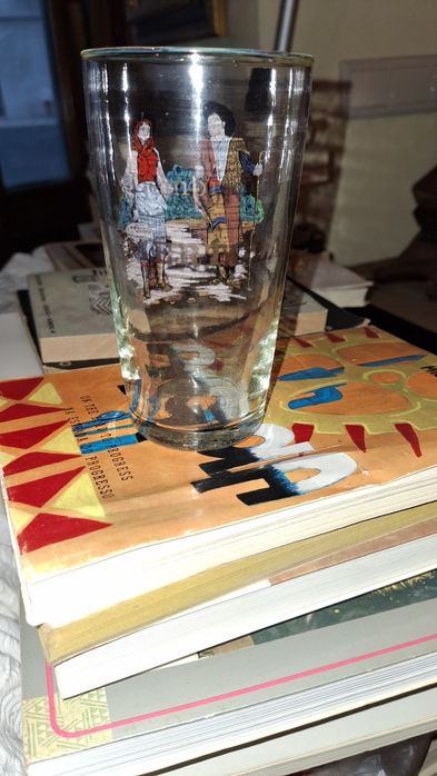 Copo alusivo a Mértola Alentejo antigo