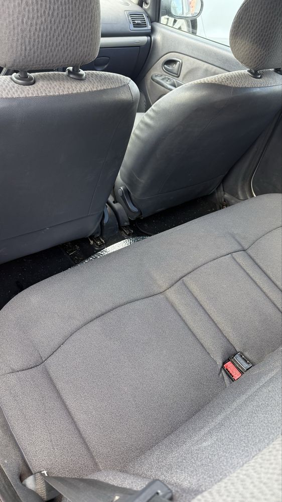 Renault Clio 2004 1.2
