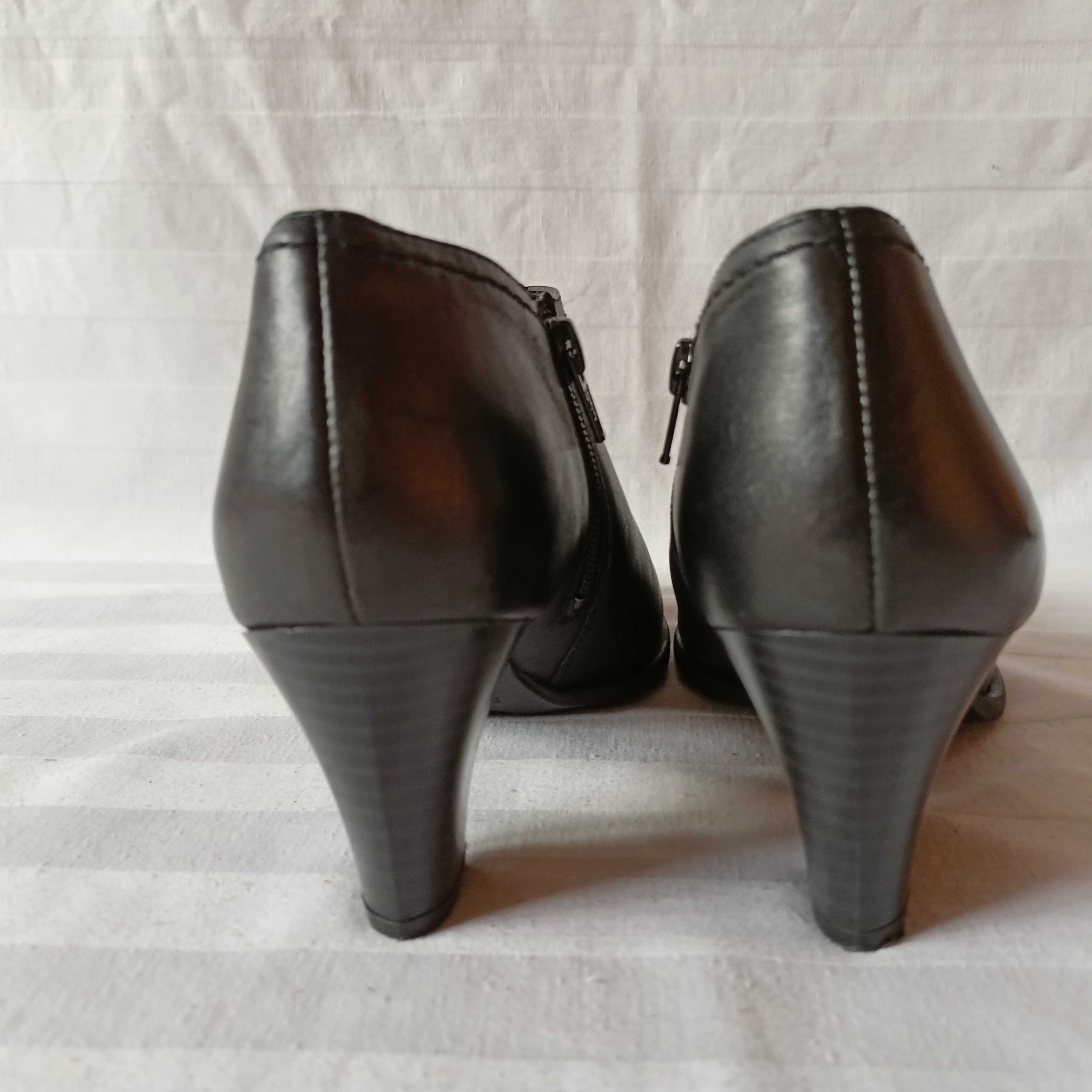 Clarks roz. 38,5 cm/5D/ - dł. wkł.24,5 cm- skóra- stan bdb