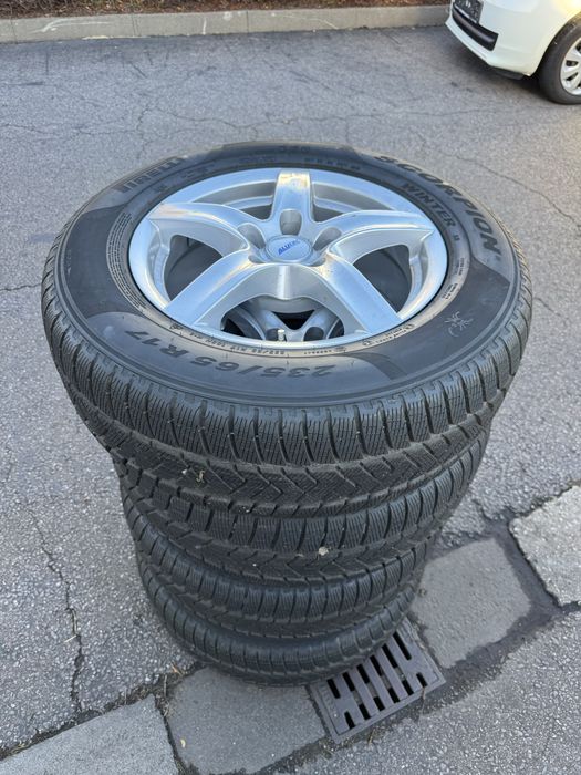 Koła zimowe Fiat Freemont / Dodge Journey opony PIRELLI