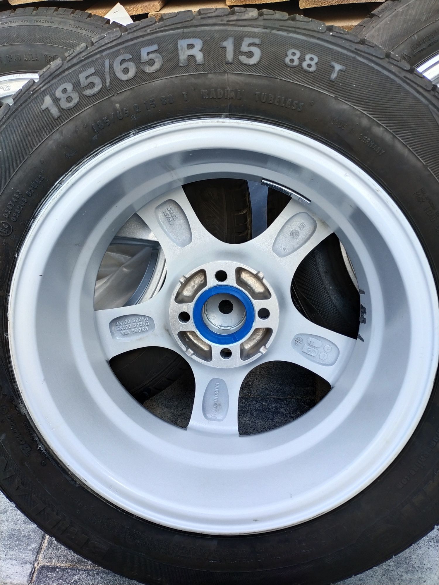 Sprzedam felgi 15stki z letnimi oponami 4x100 ET38