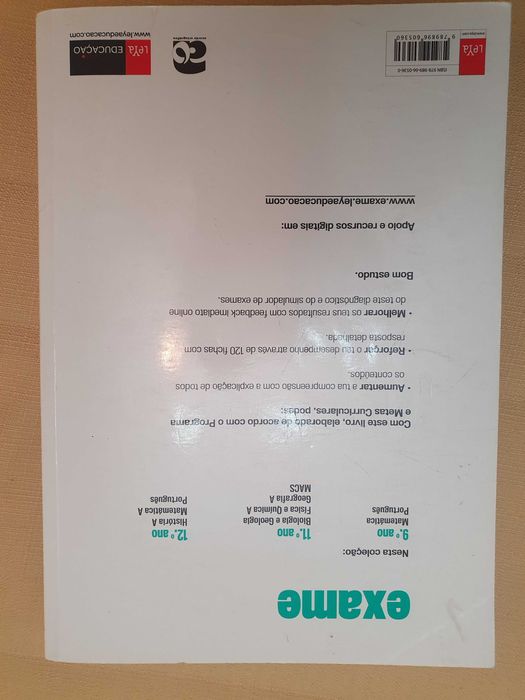 Manuais para exames Nacionais 12°ano +Livro os :Maias"