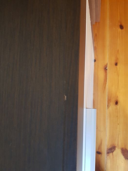 Szafka rtv, stojąca i wisząca. Ciemny brąz i biały lakier. Meble rtv