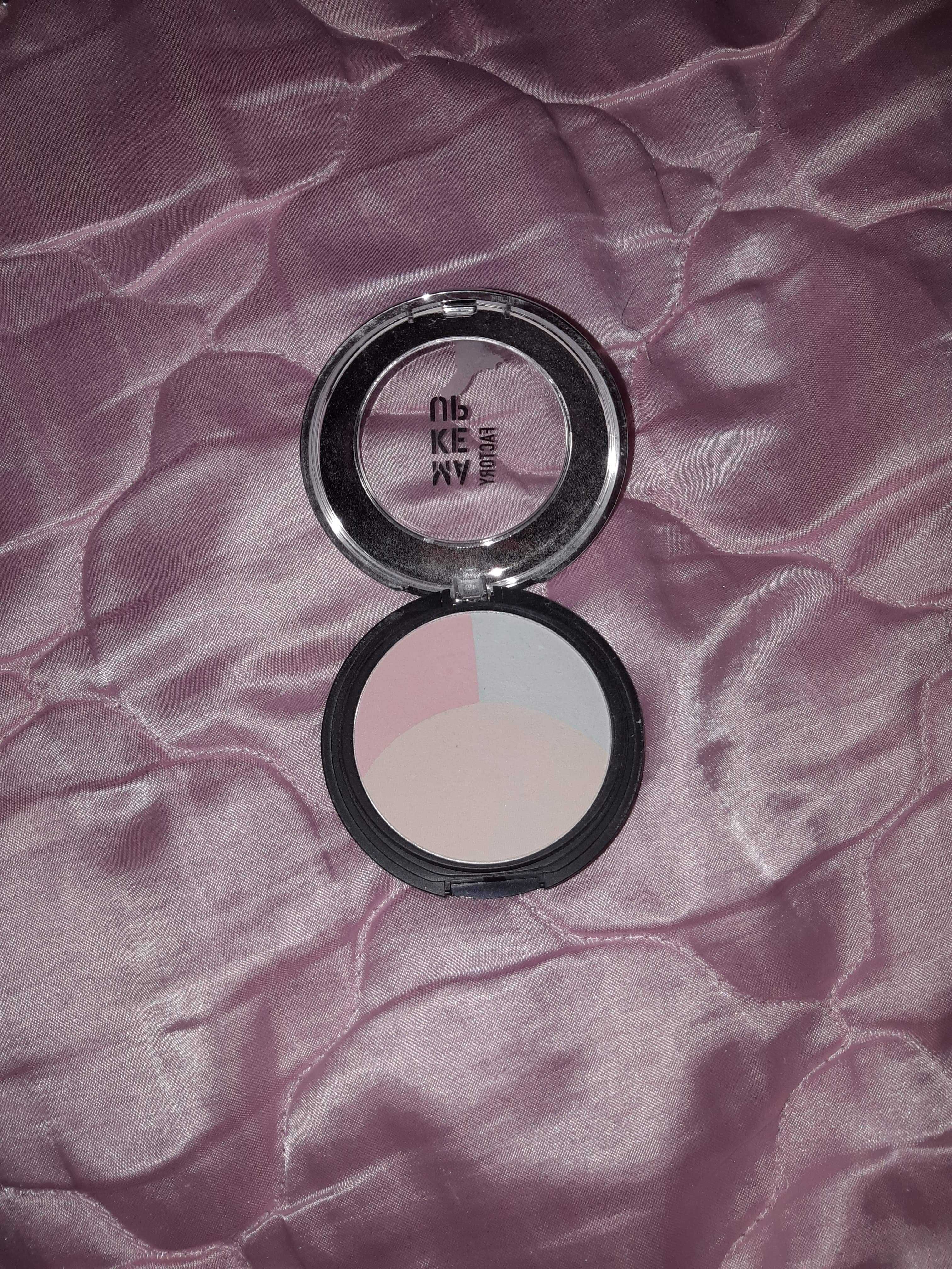 Pó Make Up Factory  Ultrabalance Color Correcting Powder